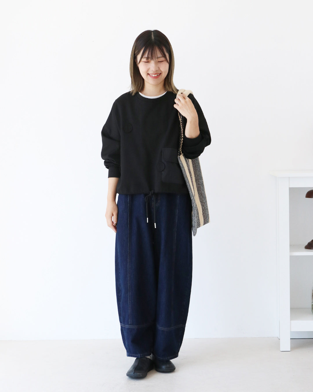 どこか大人っぽく、抜け感のあるカジュアルコーデ