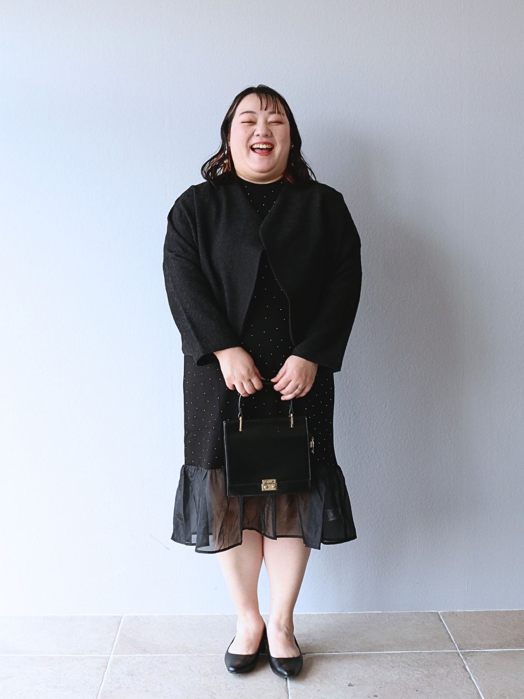 ブラックエレガンス品よくキラキラ輝く私