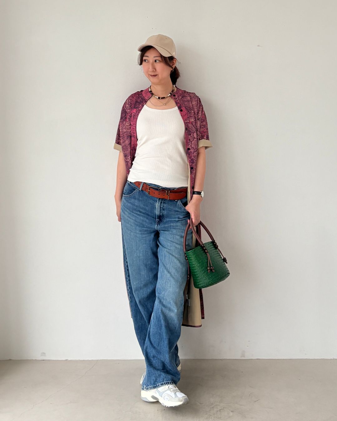 差し色で楽しむ。大人のデニムスタイル