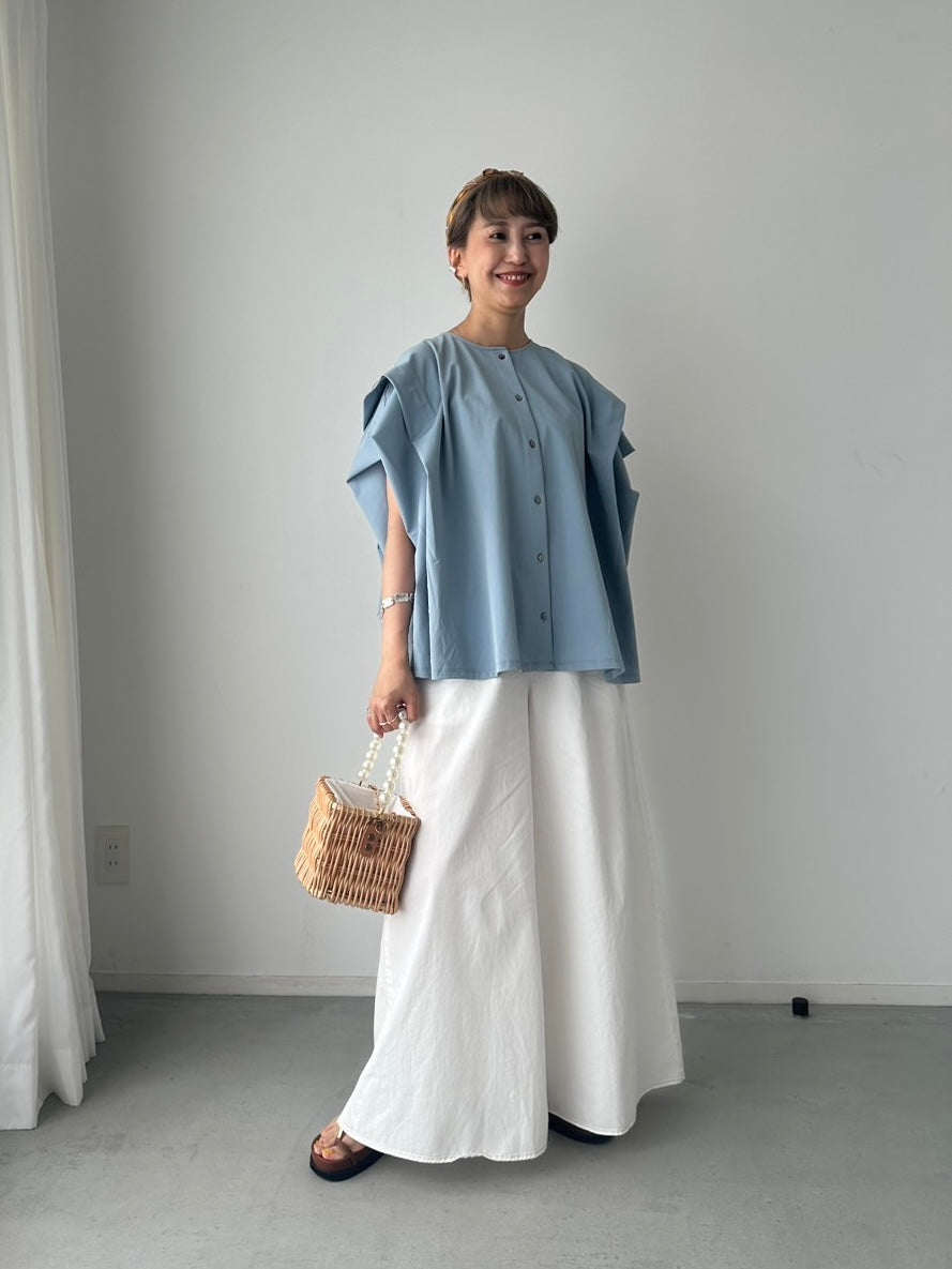 蒸し暑い日にぴったりな爽やか夏コーデ