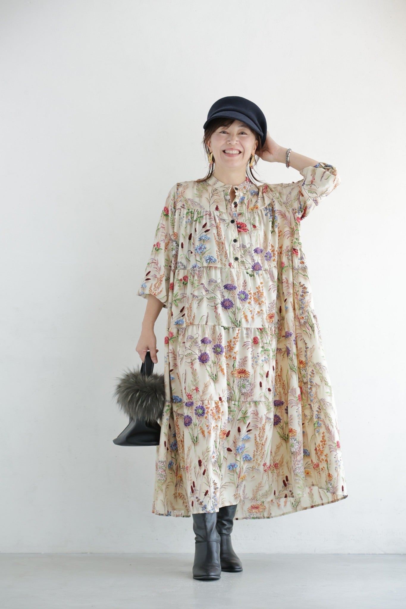 秋のおでかけ華やぎワンピコーデ