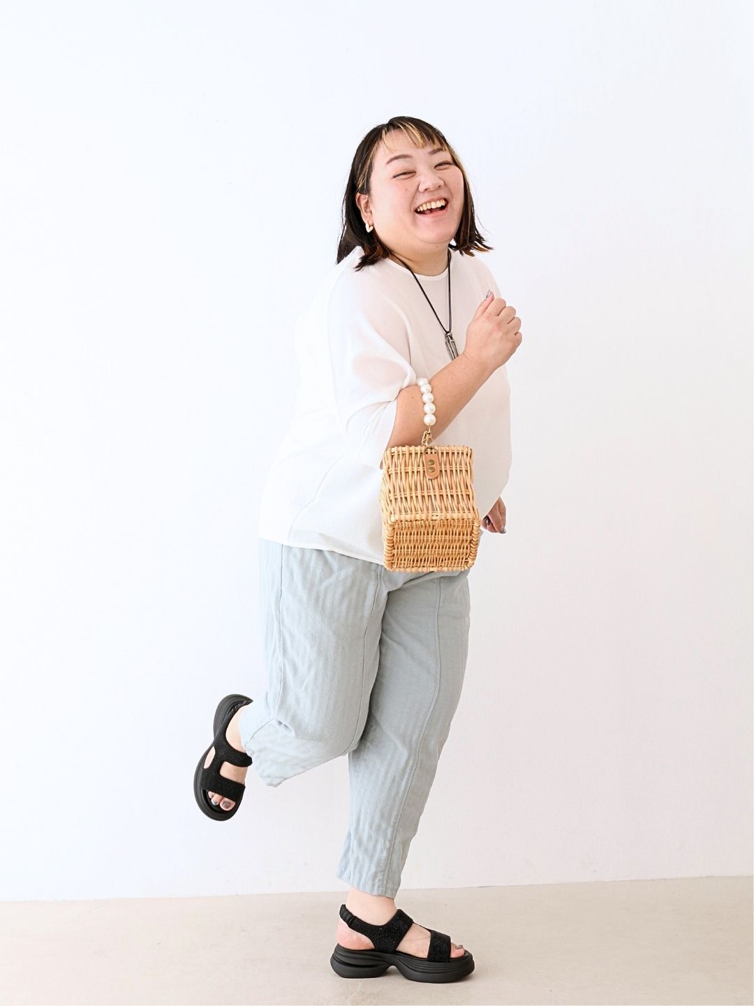 軽やかさも自信も身にまとう、夏のごきげんパンツStyle