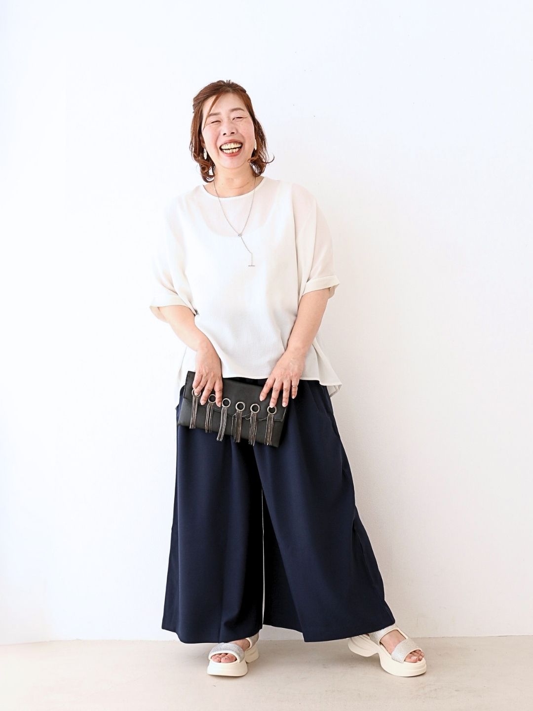 軽やかに遊ぶ、モードカジュアル