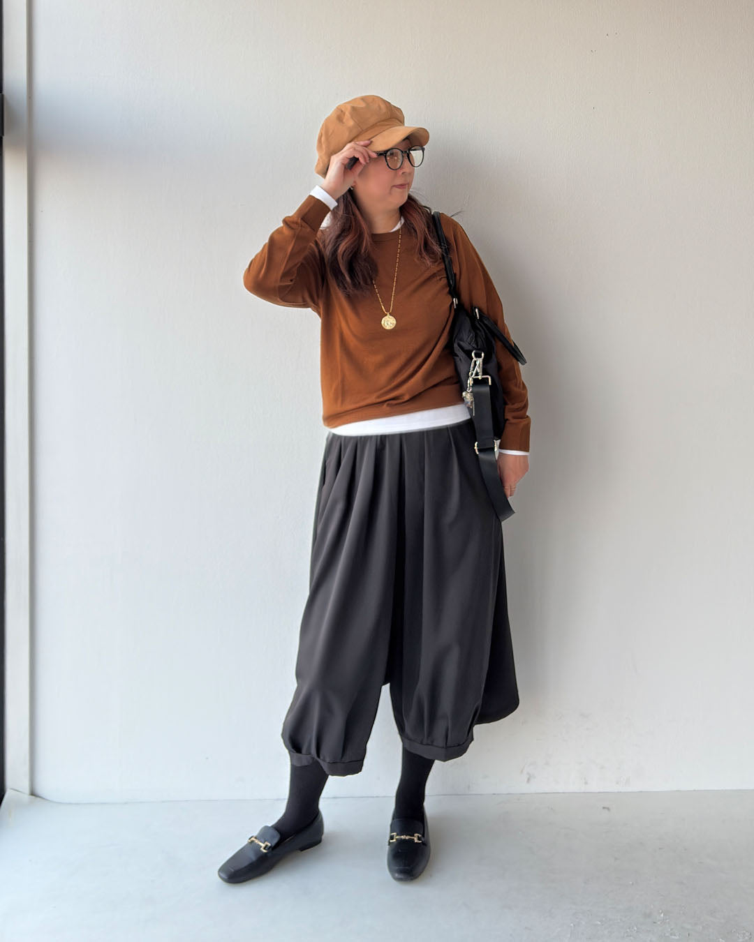 簡単なのにこなれ感 ブラウン×ブラックコーデ