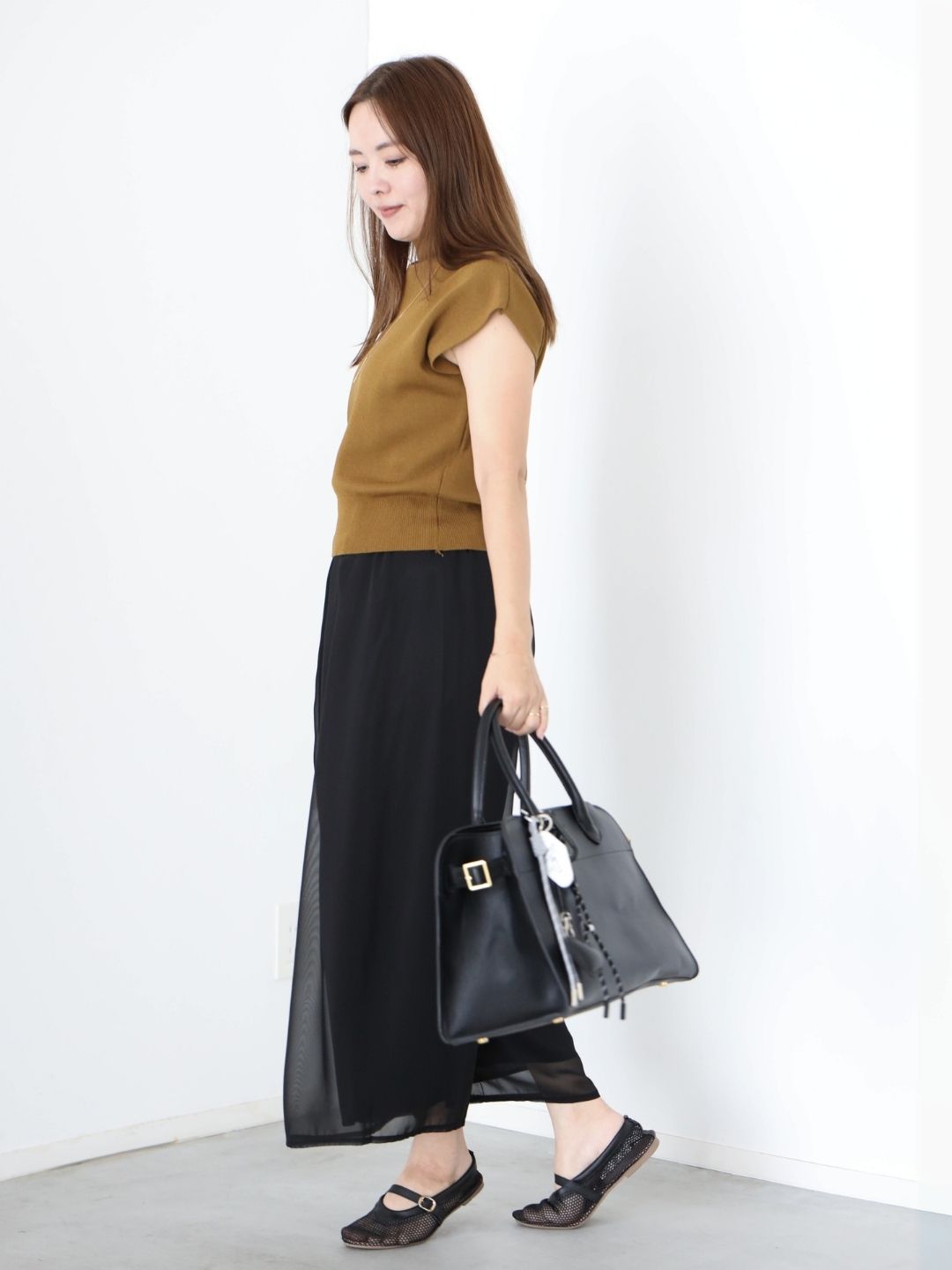 色で秋を取り入れる!大人の秋カラーコーデ♪