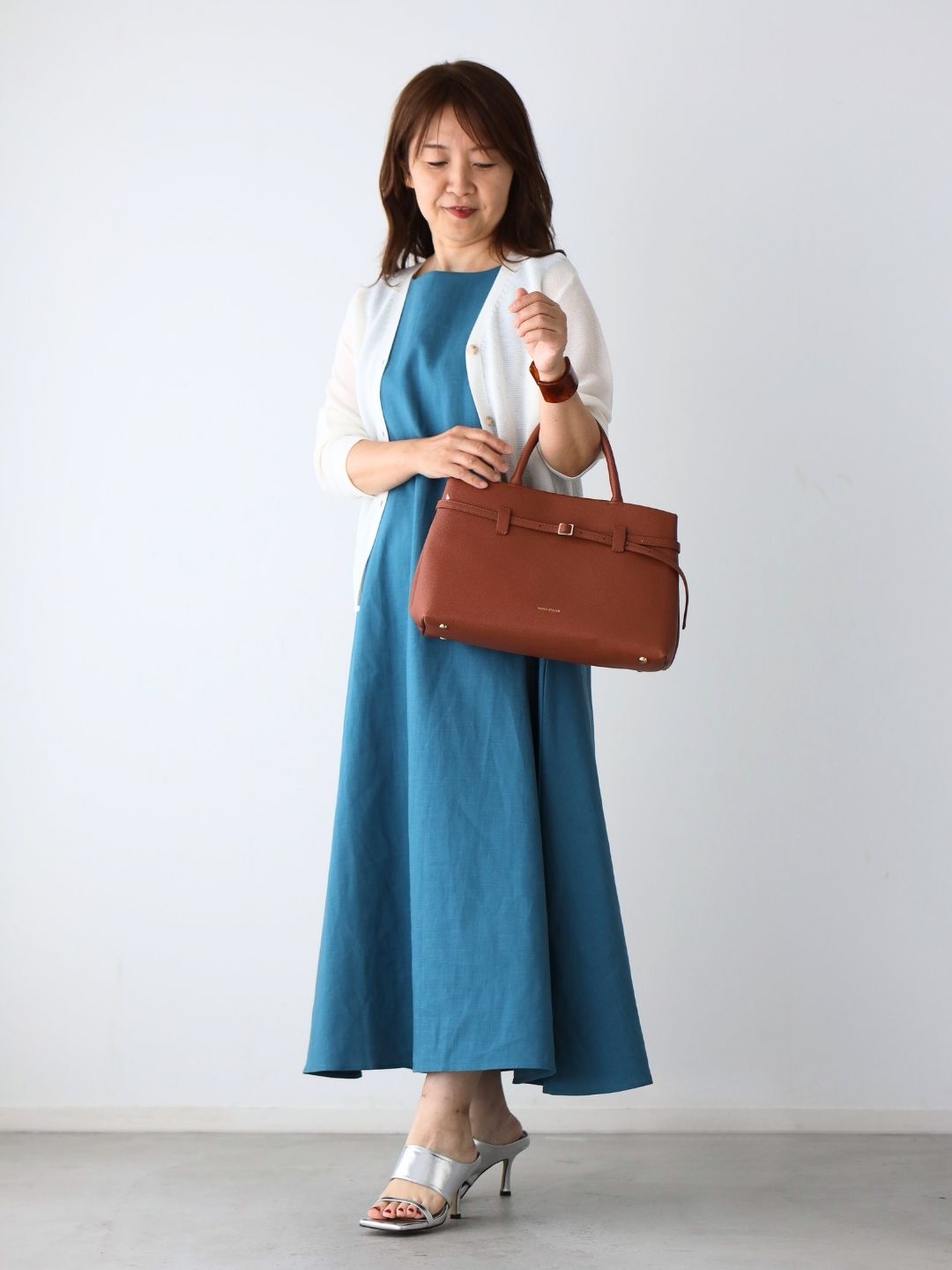 きちんと感も楽さも叶うワンピースコーデ