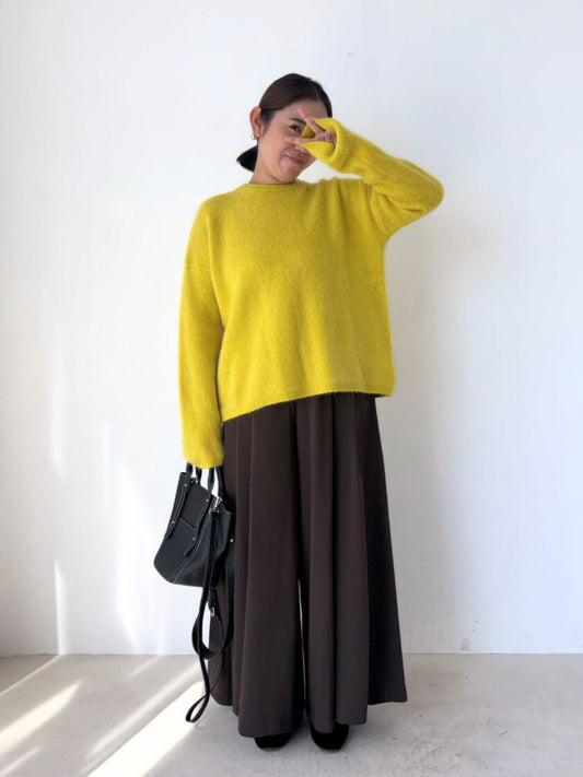 太陽カラーが映える、大人のイエベカジュアル