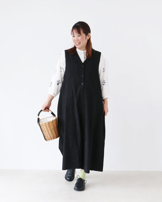 「楽ちんだけどきちんと見える」大人のナチュラルコーデ