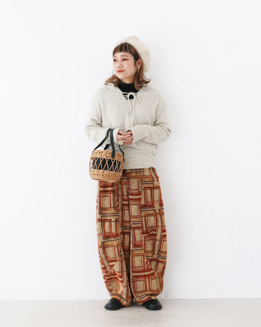 柄が主役のおしゃれ見えコーデ