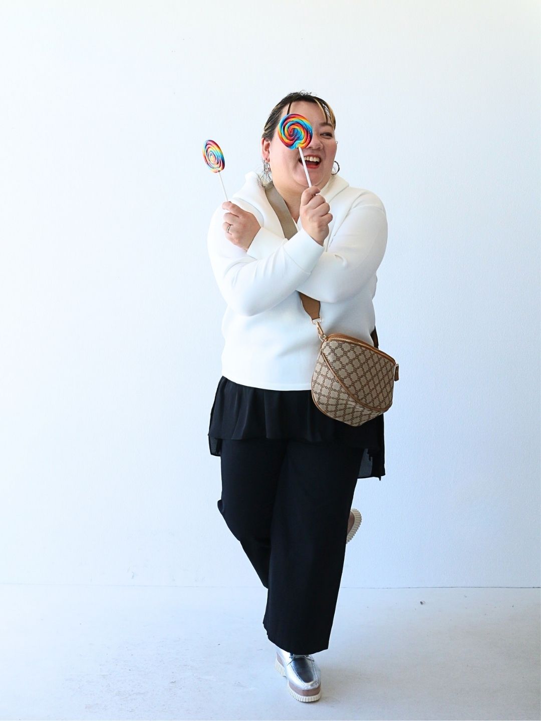 甘さも、動きやすさも独り占め♡ キャンディスマイルなごきげんスニーカーコーデ