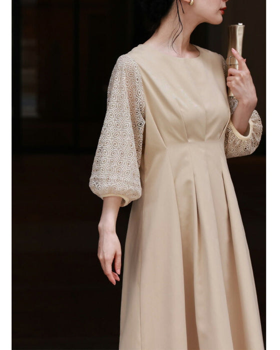 (ベルト付き)ステンドグラスレースのタックワンピース