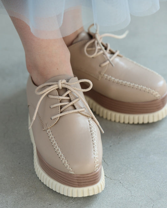 Stylish and comfortable, convenient platform sneakers