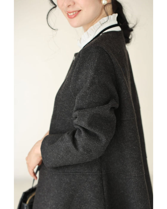 上質な肌触りのAラインシルエットライトコート