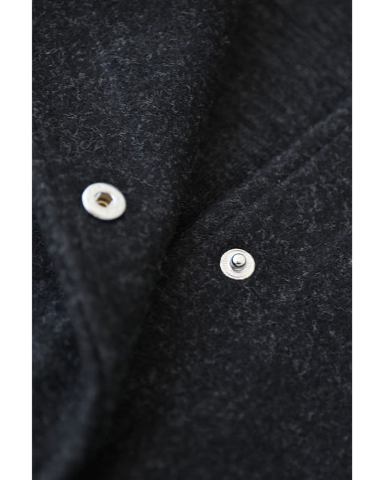 上質な肌触りのAラインシルエットライトコート