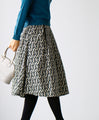 コーデのメインに。上級柄ジャガードスカート簡単取り入れ術