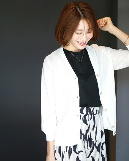 アラフォーの夏!カーデ必須の理由は?ビタミンカラーカーデ