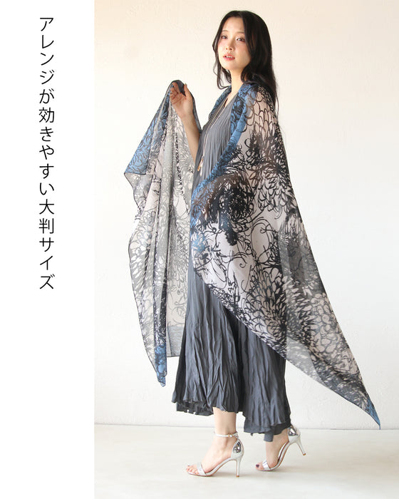 モードな花咲くストール。