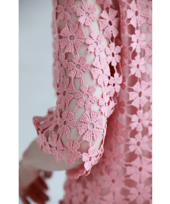 花咲カッティングレースプルオーバートップス