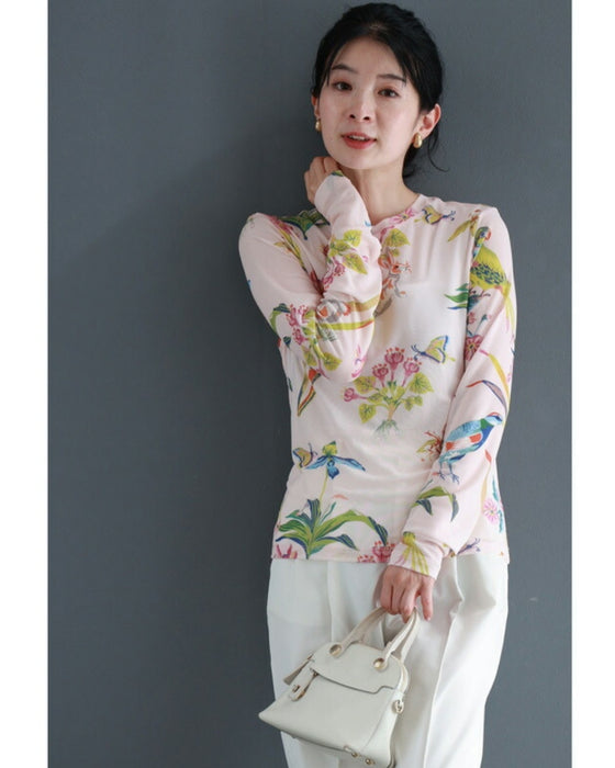 Sheer cut-and-sew top featuring animals and plants living in paradise