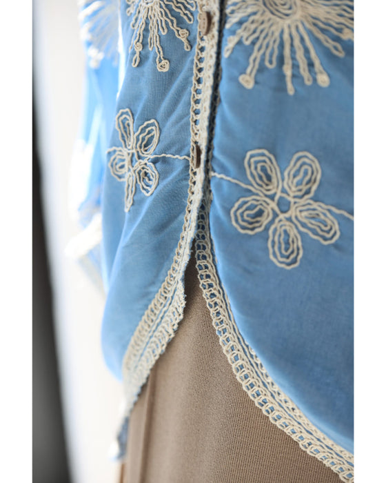 脚長見えXラインの花刺繍ドルマンボレロカーディガン