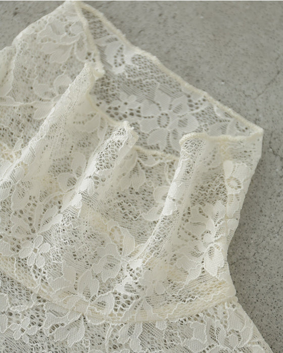 コーデに溶け込む CAWAIIオリジナル 伸びやかレースインナー