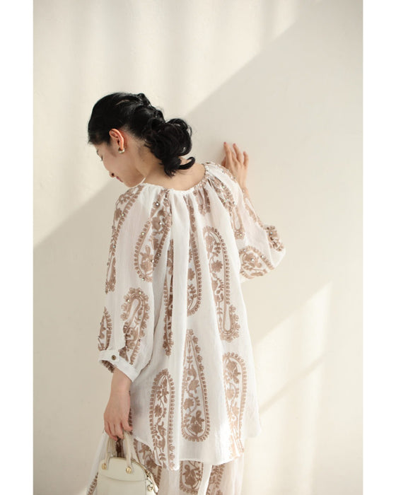 ビジュー散りばめたペイズリー刺繍ブラウスとスカートの2点セット【set】