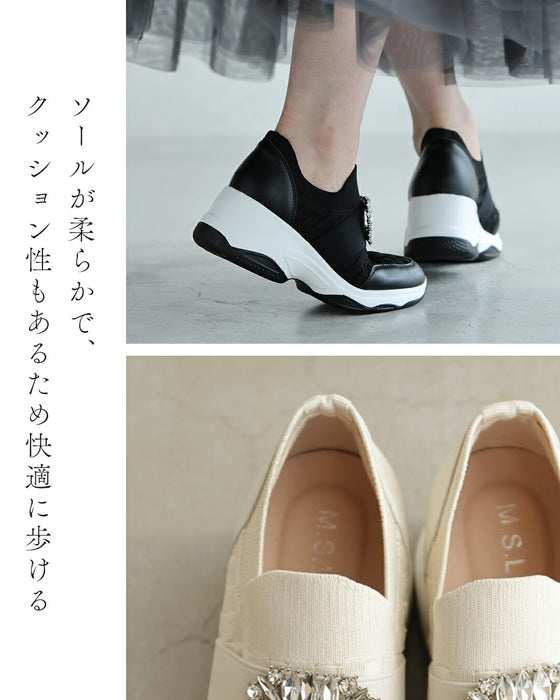 煌めく花びらのペタルビジュースリッポンスニーカー