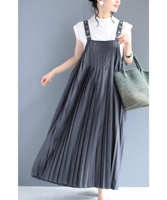 長さ調節可能。プリーツ流れるサスペンダーロングワンピース