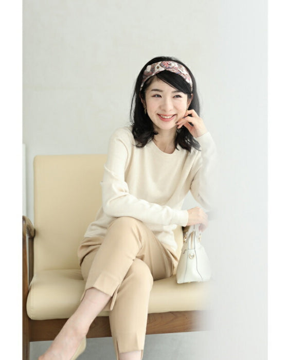 いつもの下ろし髪に。スカーフ柄ツイストヘアバンド