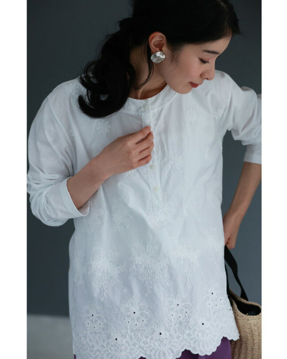 異素材合わせの白花レリーフ刺繍カットソートップス
