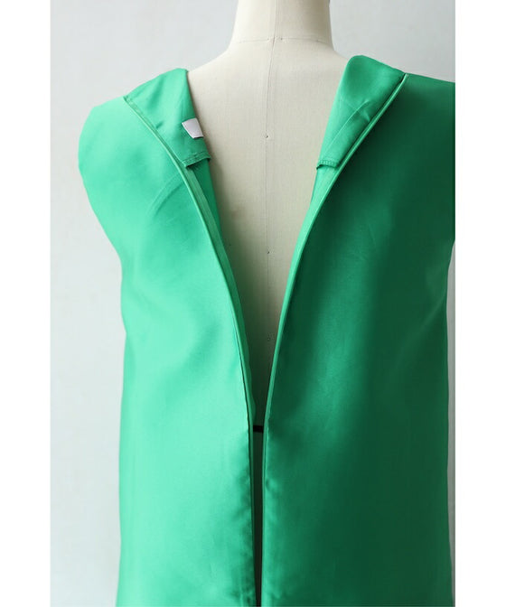 大人の艶足し花びらフリルワンピース