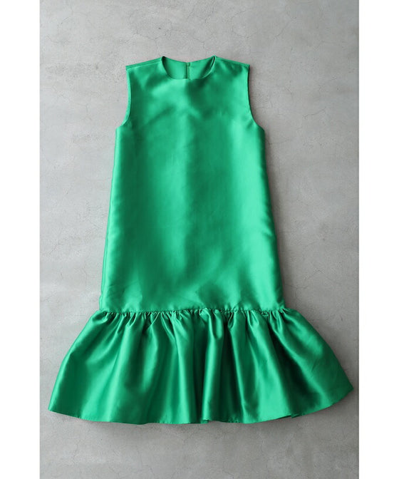 大人の艶足し花びらフリルワンピース