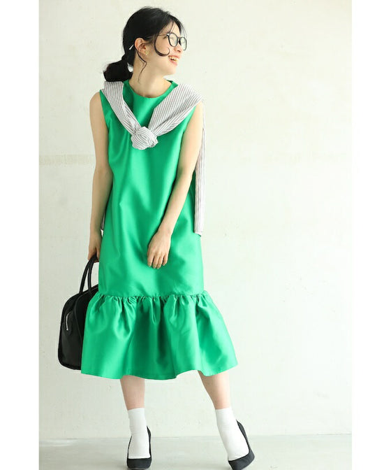 大人の艶足し花びらフリルワンピース