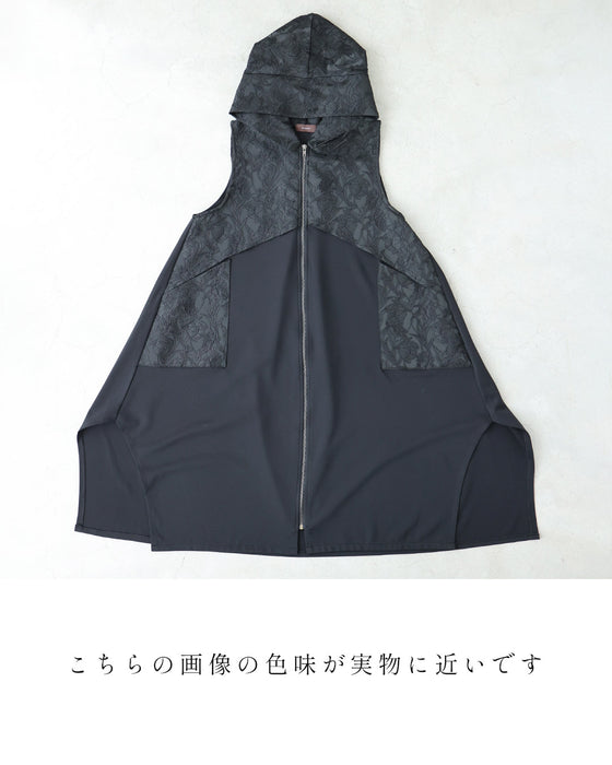 上品とカッコいいの異素材合わせ。モードなジップアップロングベスト