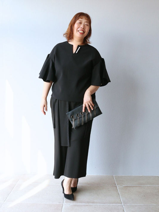 タイムレスブラックで美しく、まあるい私