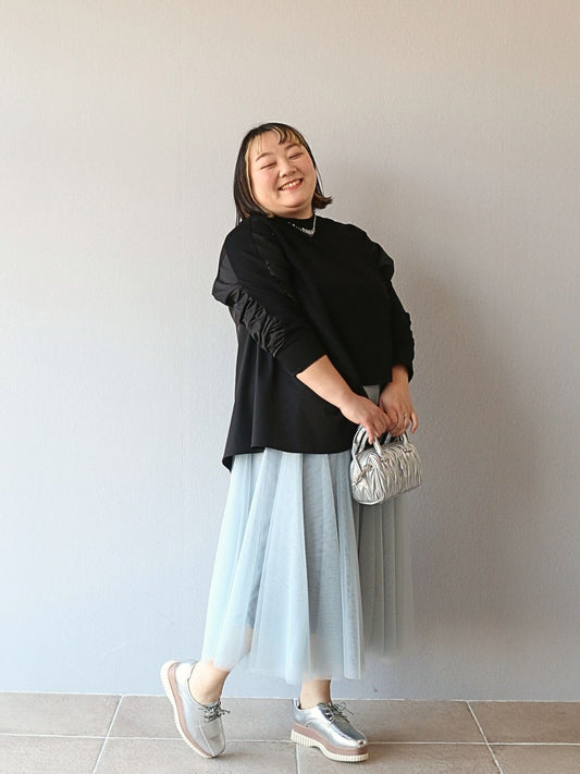 軽やかチュールの甘辛MIXスタイル