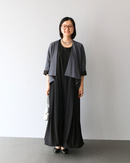 小柄さんもバランスよく。重心UPで楽しむ大人のモノトーン