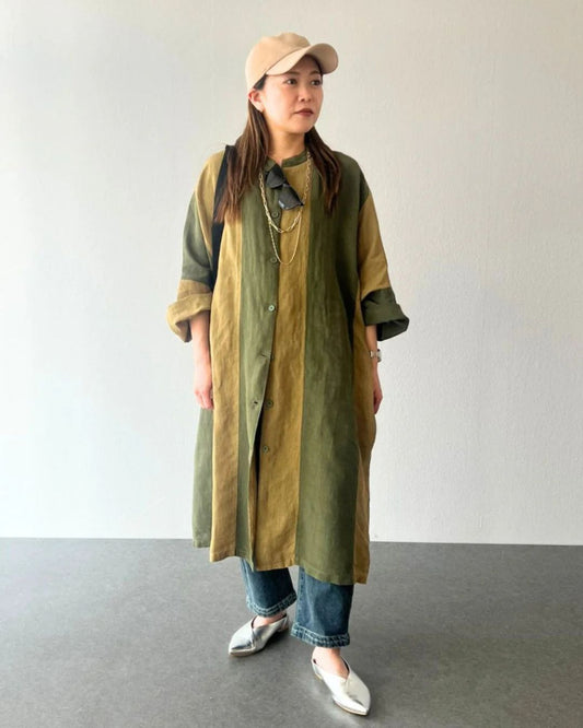 大人の余裕を纏う、アート配色ワンピース