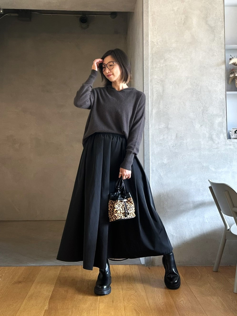 ニットパーカーを主役に 暖か♡大人カジュアルコーデ