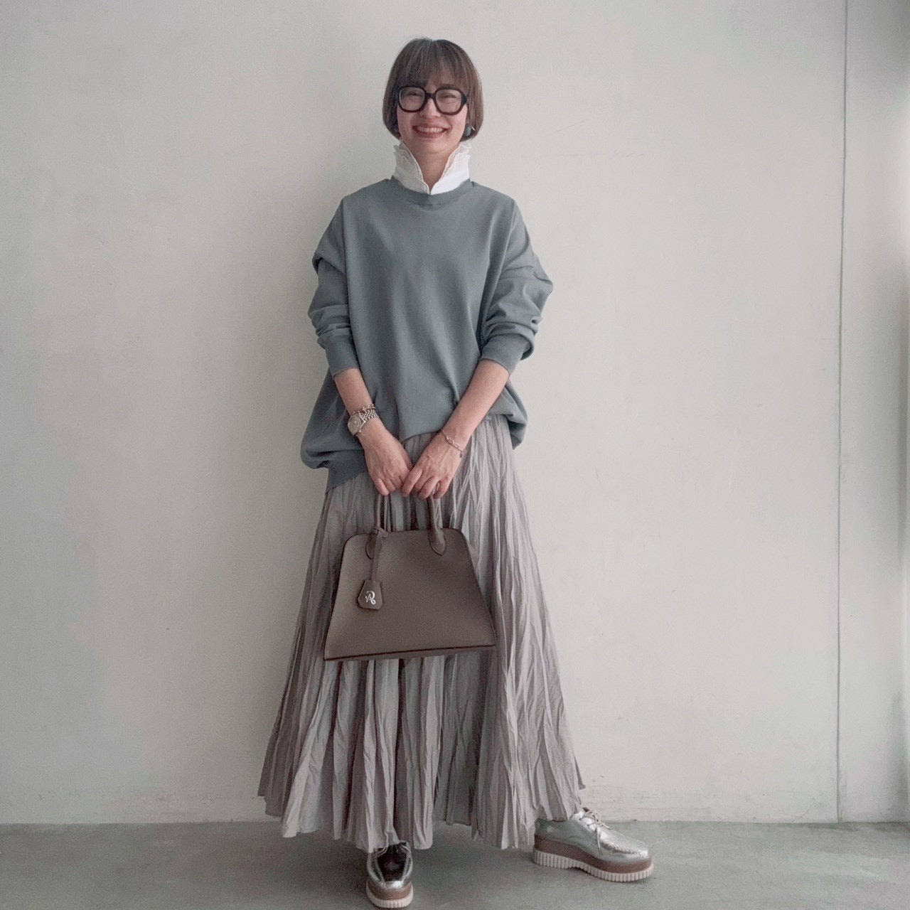 お顔周りがパッと華やぐ！「つけ襟」で作る、大人の格上げ術