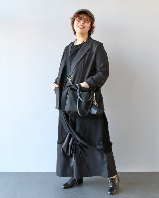 【卒業・入学】ブラックジャケットでつくる、品格レイヤードコーデ