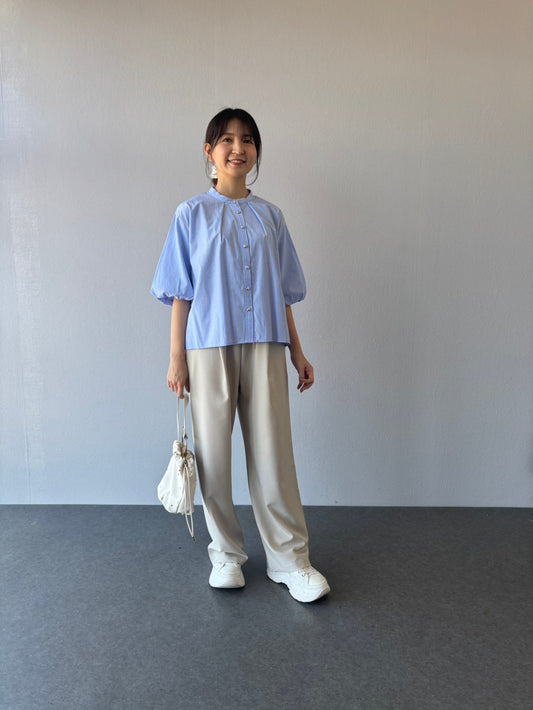 涼しげブルーでつくる大人カジュアルコーデ