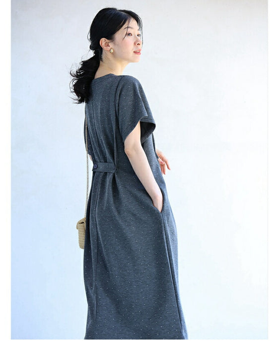 楽なのにきちんと見せ 星空ワンピース