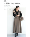 A lace inner that stylishly hides wrinkles around the neck