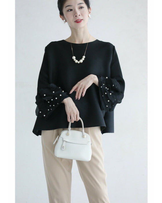 パールを纏う花袖のプリーツプルオーバートップス