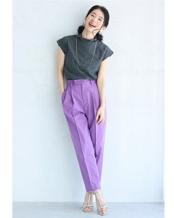 Stain-resistant colored tuck pants