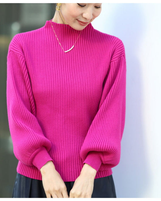 長袖ポワンとオフネックのニットトップス