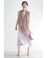 Thin version A dress that does not show the lines of the body and can be layered
