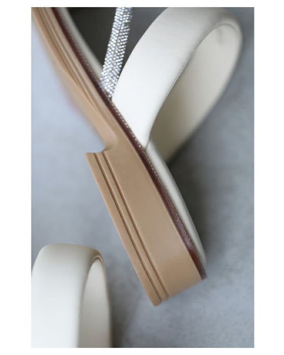 Soft and easy to walk in toe ring style single pearl sandals