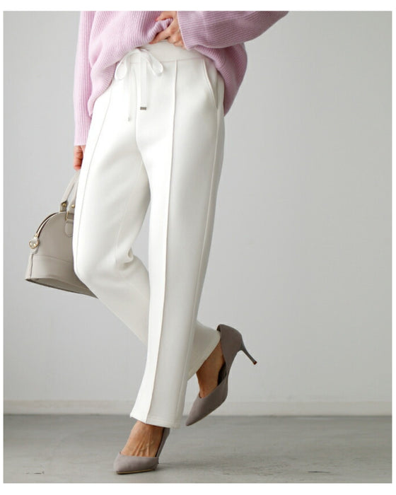 Addictively comfortable to wear! Beautiful looking marshmallow pants